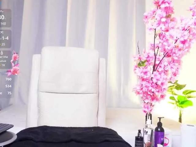 Auroraaa-x1 on BongaCams
