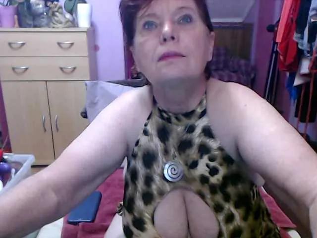 Elmira63 on BongaCams