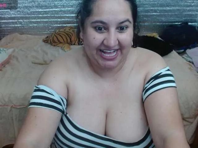 emilynessa on BongaCams