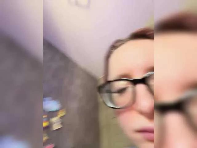 emma4you on BongaCams 