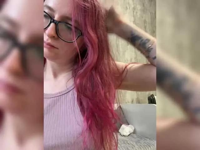 emma4you on BongaCams 