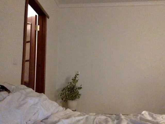 Evelonelfi on BongaCams