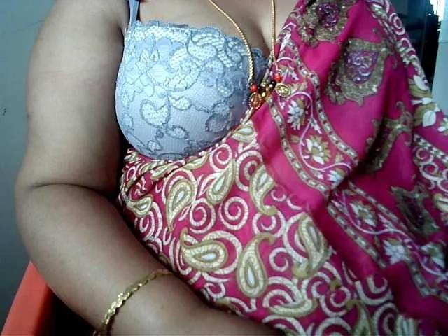 hotpavitra on BongaCams