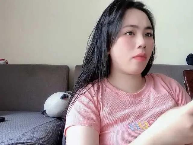 Lyysuu on BongaCams 