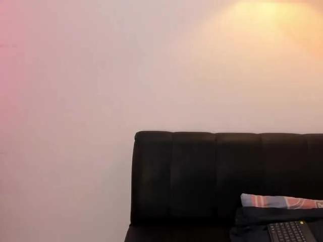 Milfandrea on BongaCams