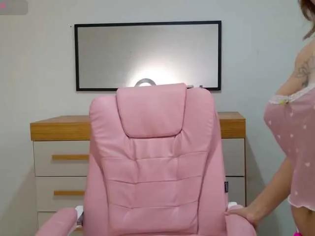 ninapego on BongaCams