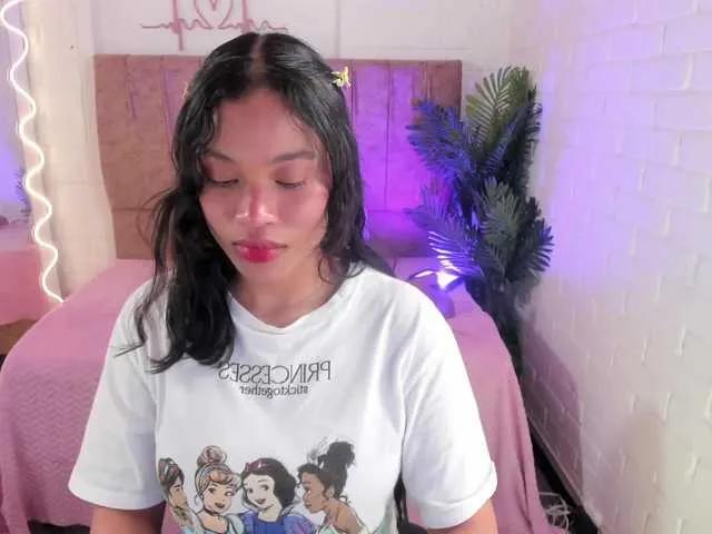 penelope-tay on BongaCams 