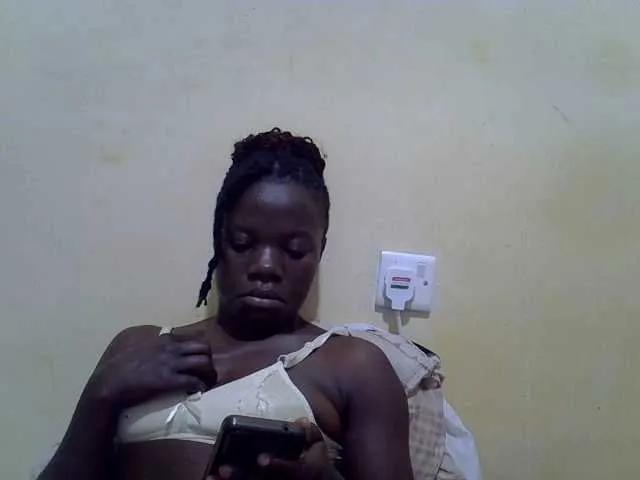 Pretty-doll on BongaCams