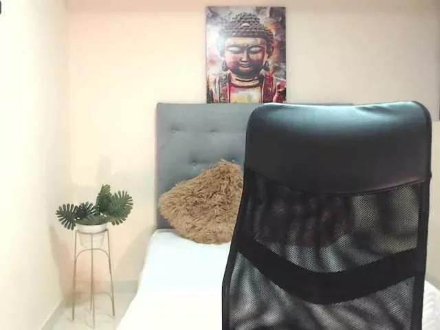 Sara-stone on BongaCams 