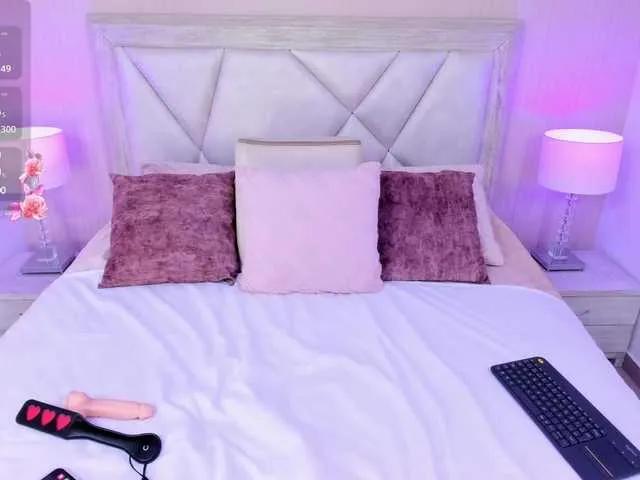 SarahBell on BongaCams