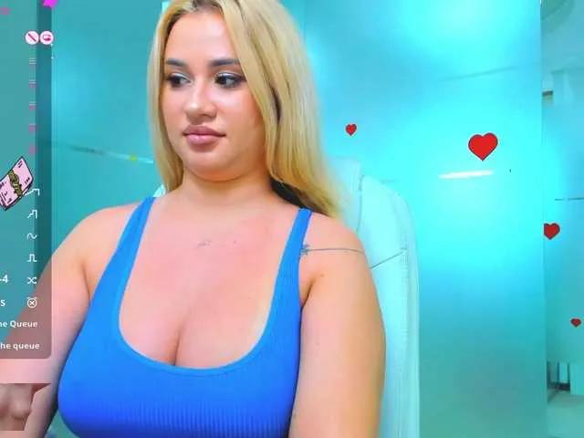 sassyqueen on BongaCams