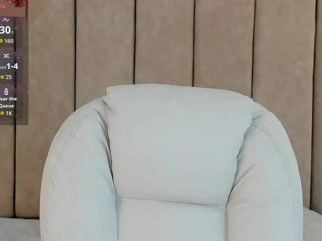 zahiira on BongaCams