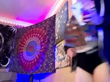 _toofunnysluts_ on Chaturbate 