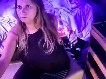 _toofunnysluts_ on Chaturbate 