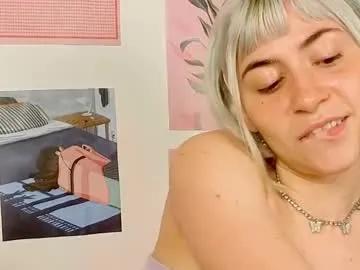 annietinky on Chaturbate 