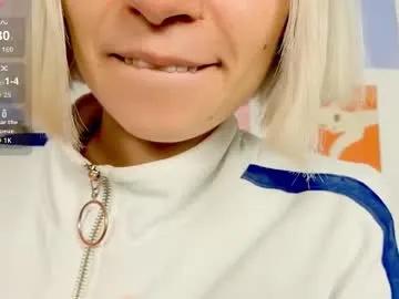 annietinky on Chaturbate 