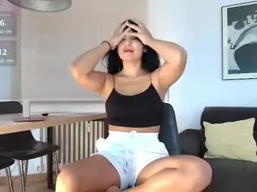 arya_44 on Chaturbate 