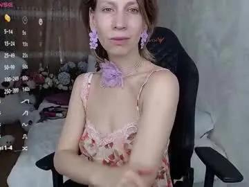 cherishsia — sucking on a lollipop [25 tokens left] #milf #mommy #stockings #highheels #lovense