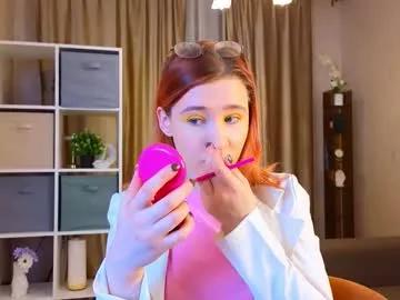 consuelaawkward — Goal: ahegao My name is Amelia! I'm a #new and #young model on CB #18 #redhead #shy