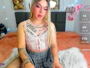 dannia_13 on Chaturbate 