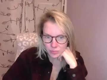 holly_bourbon — see it ALL *only* in pvt! #blonde #glasses #milf #southernaccent