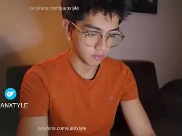 juancamroom — goalCUM #bigdick #uncut #bush Welcome to my room, #18  #asian [1479 tokens remaining]