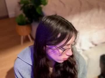 kellyberry__ — Goal: // hard gags 3x and ahegao //fav patterns 160/200  #deepthroat #teen #blowjob #skinny #german [299 tokens remaining]