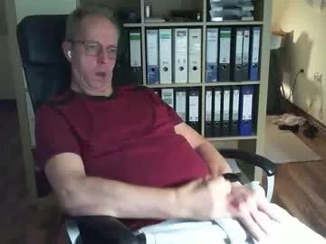 lefti27 — Lefti27's room #daddy #masturbation #pvt #curved