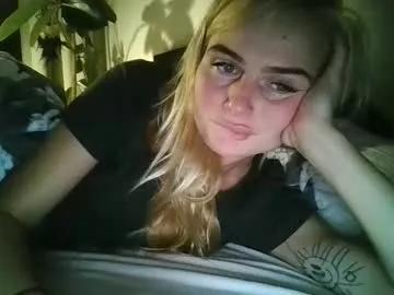 lustlnbalancevh — who will undress me today [20 tokens remaining]