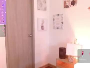 soysilvanna_ on Chaturbate 