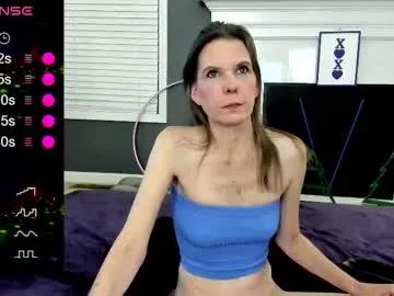 tinyvixxen — Let's play!!! #lovense #mature #natural #realtits #pantyhose