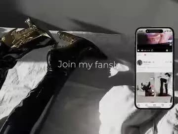 vinylstore — Me Silvia ntmu - Goal: Hello - #feet #heels #leggings #lovense #tattoo