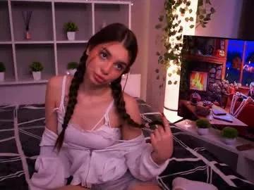 vondapeake — GOAL : suck fingers Hey i`m Sofia,glad to see you on my first stream  #new #shy #18  #cute  #brunette [22 tokens remaining]