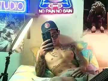 yeisoncastellanos1999 — Very strong guy, active and passive, I'm new, I have a very big cock and an ass too, I want to have a good time and fulfill your fantasies #muscle #strong #bigcock #new #gay