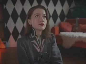 ynnenbrynn on Chaturbate 