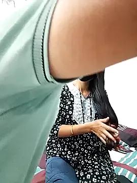 Aarzoo_Arman on StripChat 