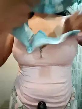 airamoon on StripChat 