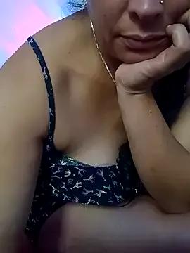 amatista_3012 on StripChat 