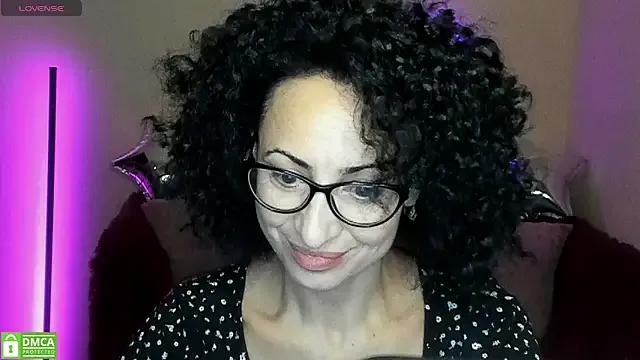 Arianasweety23 on StripChat 