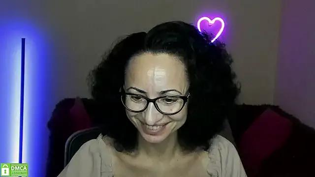 Arianasweety23 on StripChat 