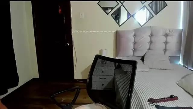arianithaxox on StripChat