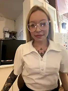 babydolll on StripChat 