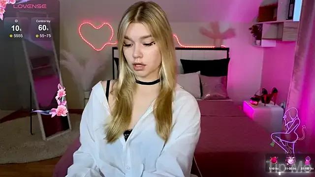 BattyMelody on StripChat 
