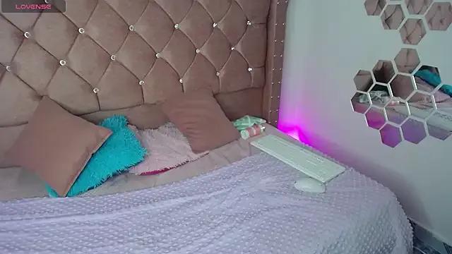 Catleya_x — Show asshole close