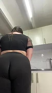 Chloee_Peach — WET MY PUSSY A LOT RISK