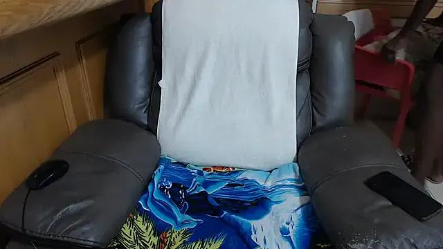 ChocolateClit on StripChat 