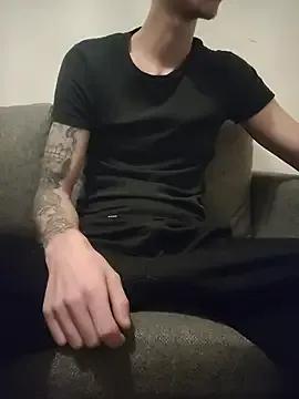 DeepSecret0 — Hose Ausziehen