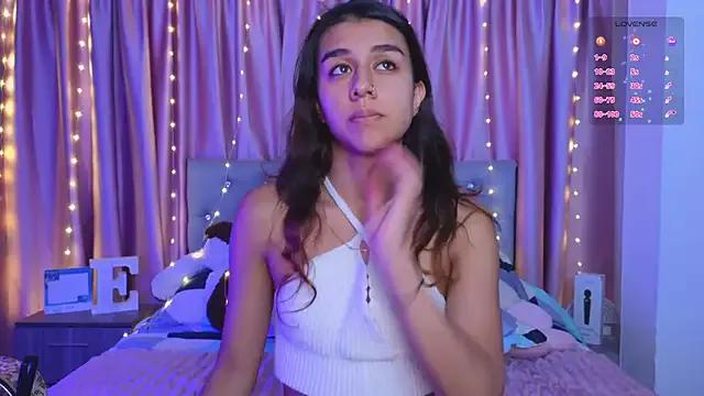 Emiily_Scott1 on StripChat 