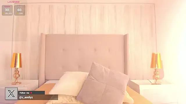 emmiily_z on StripChat 