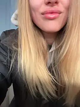 enjoy_my_beauty — lick & suck fingers